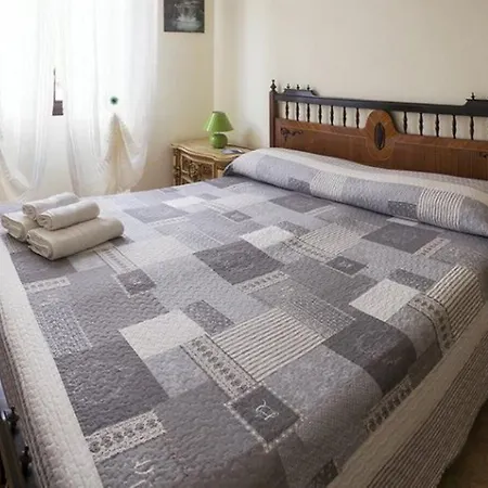 فندق مبيت وإفطار La Rocca ألغيرو
