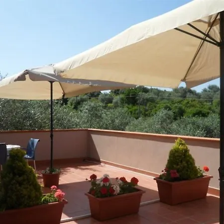 La Rocca فندق مبيت وإفطار
